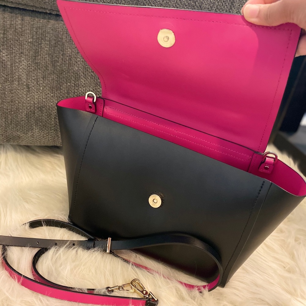 Kate Spade Purse - Picture 4 of 8
